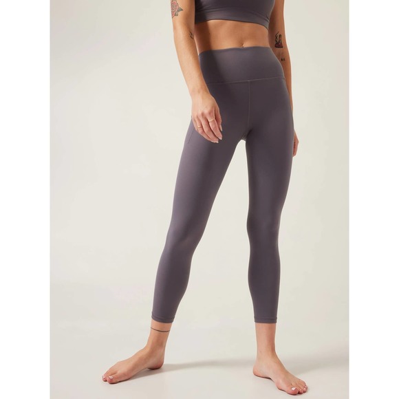 Athleta Pants - ATHLETA Salutation Stash 7/8 Tight Med NWT